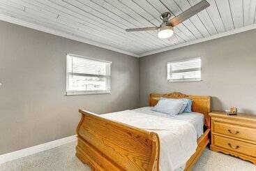 Vidéki Ház Port Charlotte Abode W/ Heated Pool, Grill & Yard!