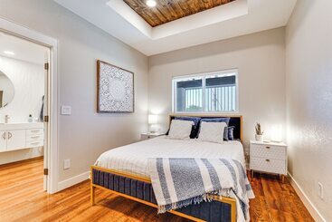 茅舍 Lake Havasu Retreat W/ Pool, Spa + Lake Views!