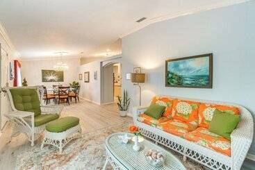 بيت ريفى North Port Home W/ Charming Lanai ~ 7 Mi To Beach