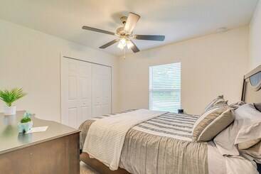 Dom wiejski Crystal River Home W/ Lanai + Hot Tub