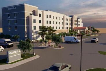Cambria Hotel El Centro   Imperial