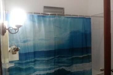 پانسیون Hostal Bugambilia