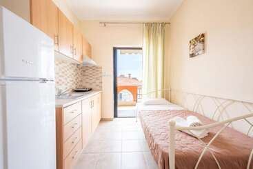 Pension (Hôtel basse catégorie) Milonas House Apartments