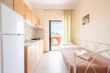 ペンション Milonas House Apartments