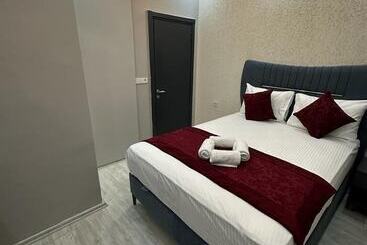 ホテル The Square 30