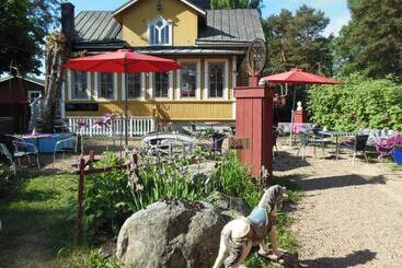 בית מלון כפרי & Cafe Lanterna