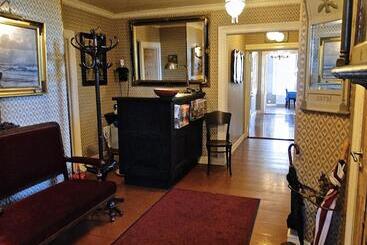 Hôtel & Cafe Lanterna