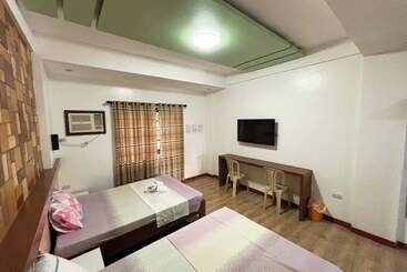 Sea Jewel Hotel Puerto Galera Powered By Cocotel