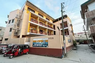 Sea Jewel Hotel Puerto Galera Powered By Cocotel