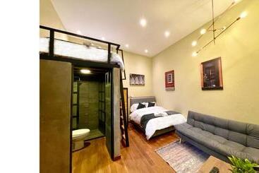 هتل آپارتمان Colonia Suites 722