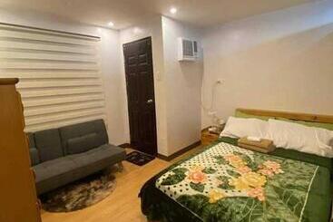 アパートホテル Flores Staycation