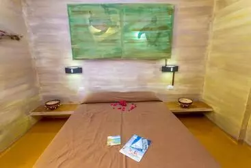 ベッドアンドブレックファースト Surfactivity Guest House
