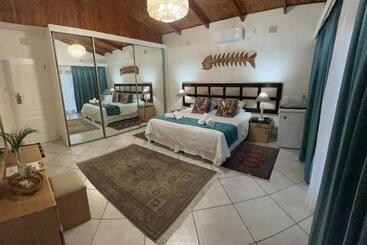 Nocleg ze śniadaniem Whalesong Guest House