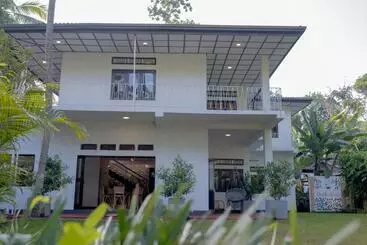 Retkeilymaja Bunkalow