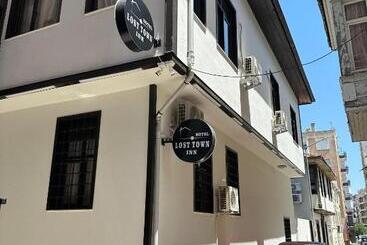 Hotel Loost Town Inn