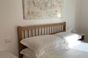 פנסיון Mama House