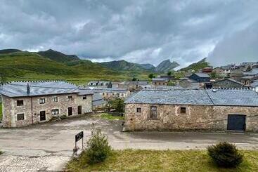 Coronel Somiedo By Unusual Hotels