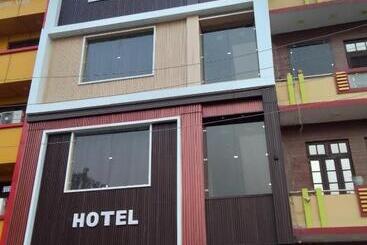 Hotell Gaytri Bliss Home Stay