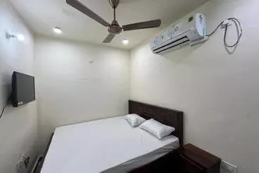 ホテル The Jain Cottage