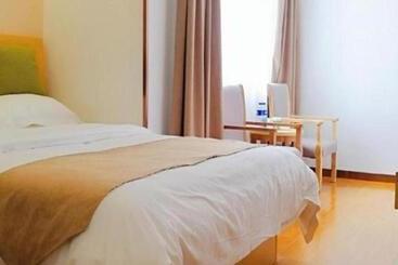 Hotel Greentree Inn Suzhou Lingbi County Riyue Star City Express