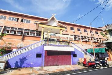 Hotel Tanjung Pinang Jaya Redpartner