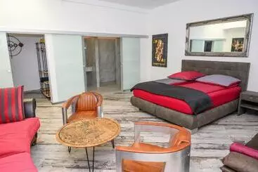 ペンション Plaza Cafe & Bar