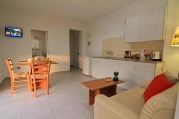 Pensione S Sari Flats