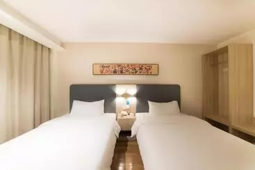 Hanting Hotel Wuhan Happy Valley