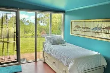 Kahmahnee   Apollo Bay Dog Friendly Retreat