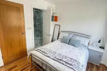 Majatalo Tina Guest House