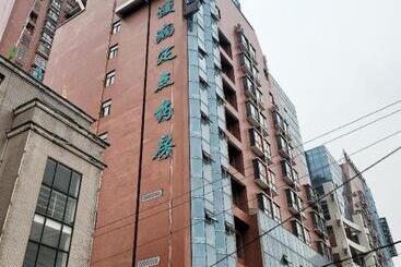 Hanting Hotel Huanggang Wuxue Passenger Terminal