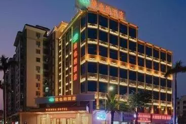 Vienna Hotel Guangdong Zhaoqing East Station Dinghu Mountain Scenic Area
