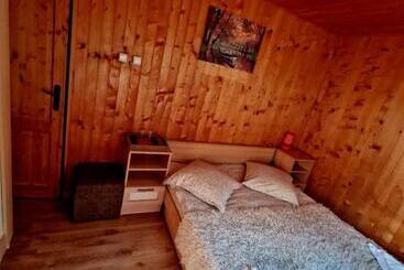 Pensiunea Rossvillas!!