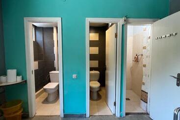 ホテル Azoyan Holiday Resort