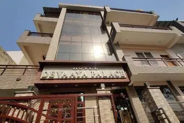 Hotell Devaaya Palace