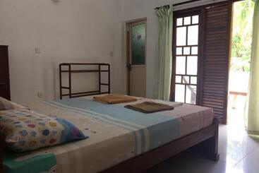 Aamiaismajoitus (B&B) Hansa Villa