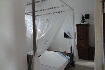 Bed and Breakfast Sapara River Guest