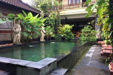 Bed and Breakfast Yulia 1