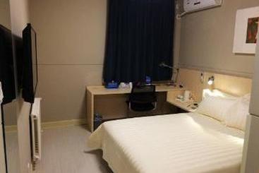 Отель Jinjiang Inn Select Beijing Wukesong