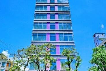 هتل Myat Nan Yone