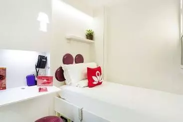 هتل Zen Rooms Suntec