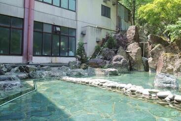 ريوكان Yunotaniso