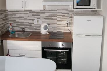 تختخواب و صبحانه Elendris  Ubytovani U Kostela