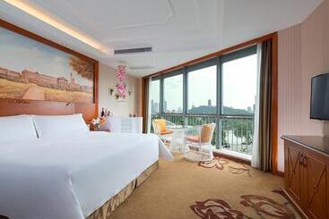Vienna International Hotel Foshan Qiandeng Lake