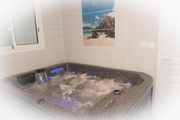 تختخواب و صبحانه La Résidence Des Caféiers Le Tampon