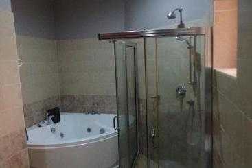 호텔 Naf Beach   Mtwara