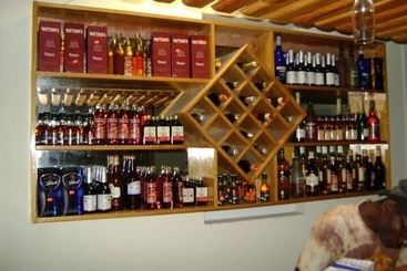 Caribbean Hotel Cayes