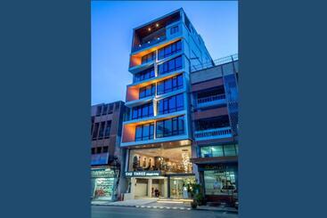 Hotel The Three Hat Yai