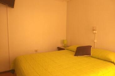 مسافرخانه Piezas Con Baño Privado Economicas