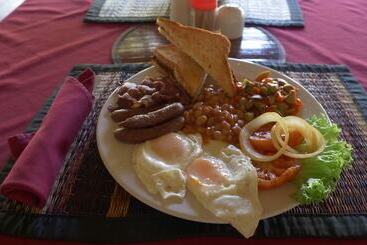 בית מלון כפרי Munga Eco Lodge